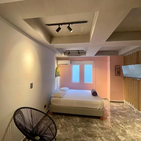 Awesome Brand New Studio Near Old Town *