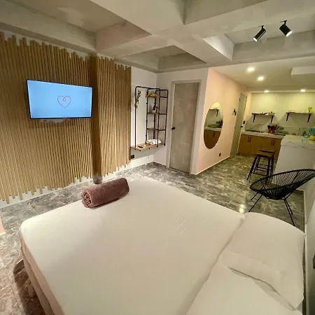 Apartamento Awesome Brand New Studio Near Old Town *